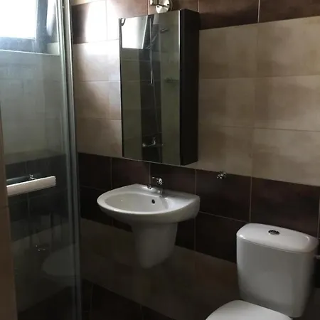 Даела Хаус * סאני ביץ'